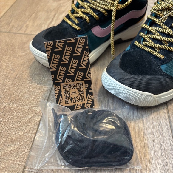 VANS - Ultrarange Exo RARE Pop Color - Picture 8 of 8
